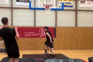 你有多久没打球了 ...